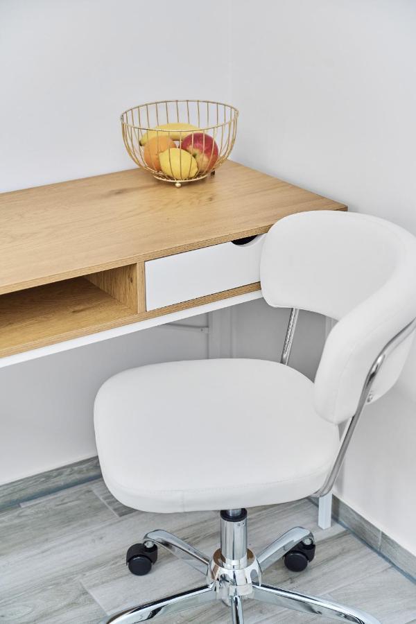 Apartment Wrocław Swojczyce by Renters Zewnętrze zdjęcie