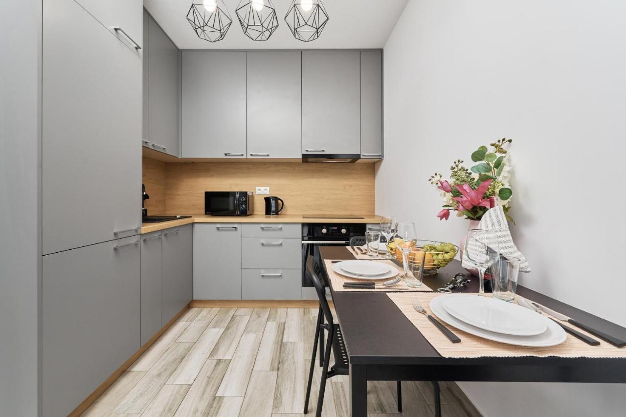 Apartment Wrocław Swojczyce by Renters Zewnętrze zdjęcie